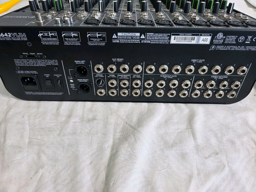 MACKIE 1642VLZ4 AUDIO MIXER 이미지