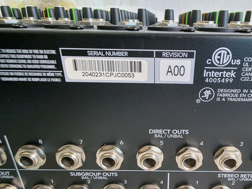 MACKIE 1642VLZ4 AUDIO MIXER 이미지