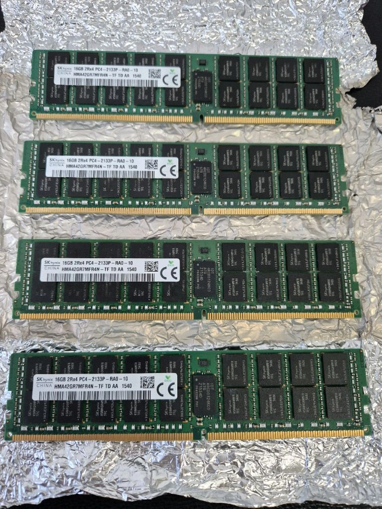 DDR4 16GB 서버용 메모리 4개 세트 이미지