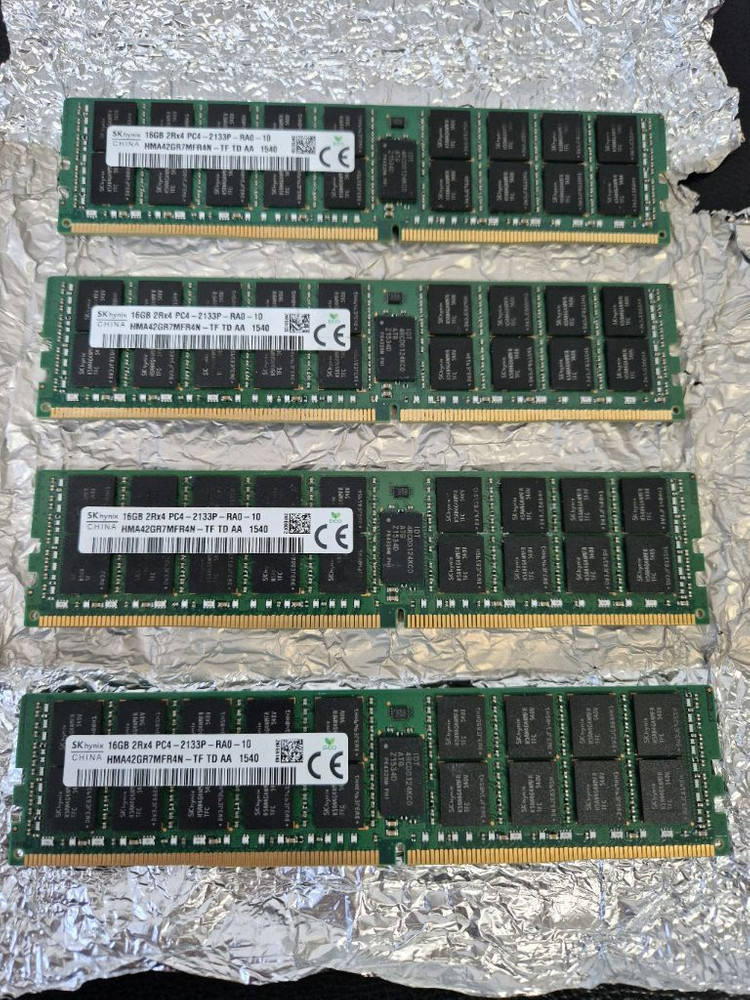 DDR4 16GB 서버용 메모리 4개 세트 이미지