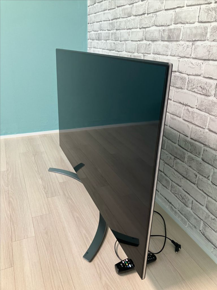 55인치 LED 4K 스마트 TV 스탠드형 이미지
