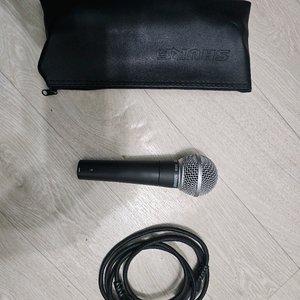 다이나믹 마이크 세트 슈어 sm58 이미지