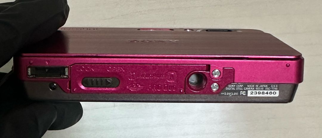 소니 사이버샷 DSC-T700 핑크 이미지