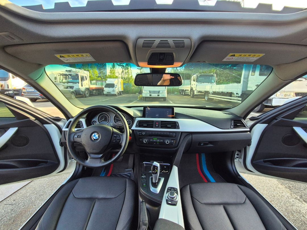 (660만)중고차 BMW 320d F30 무사고 세단 외제차 이미지
