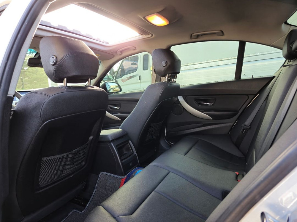 (660만)중고차 BMW 320d F30 무사고 세단 외제차 이미지