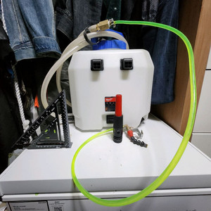 밀워키 충전식 물탱크 본체, 물통 판매 이미지