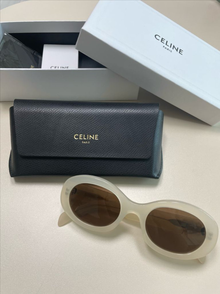 셀린느 트리옹프 미사용 선글라스 이미지