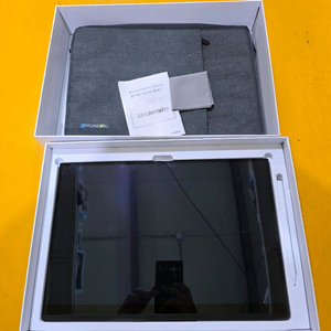 E16R9 4K OLED 이미지