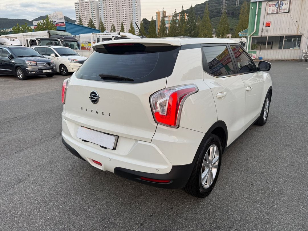 (530만)중고차 티볼리 가솔린 첫차 suv 출퇴근차 이미지