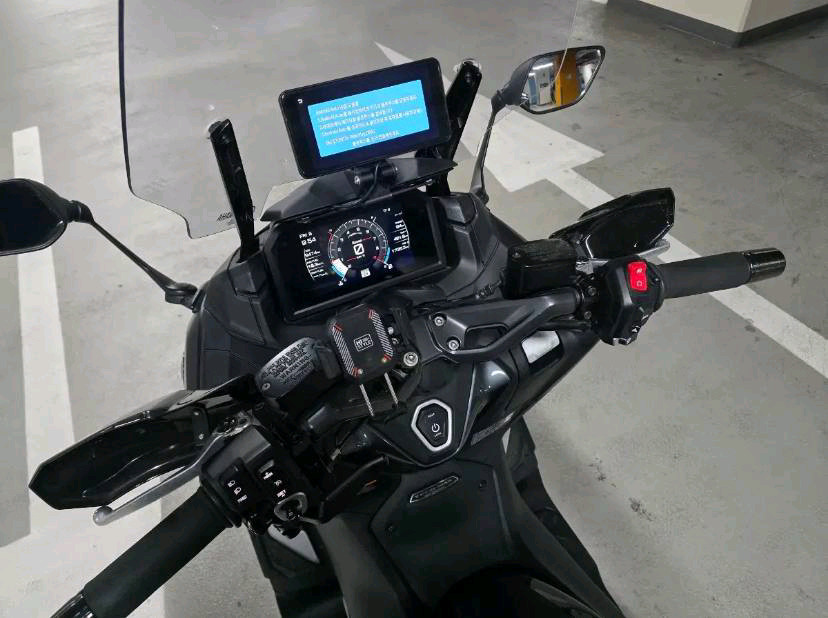 Tmax 티맥스560 23년식 신차급 이미지