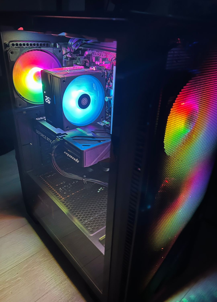 [게이밍 컴퓨터] RTX 5060/9600X/1TB 데스크탑 PC 본체 이미지