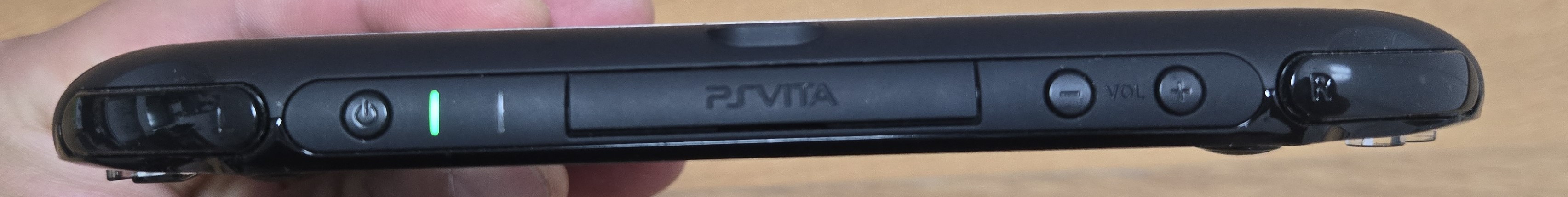 PS VITA 2세대 128기가 풀박스 판매합니다. (내장메모리 8기가 포함) 이미지