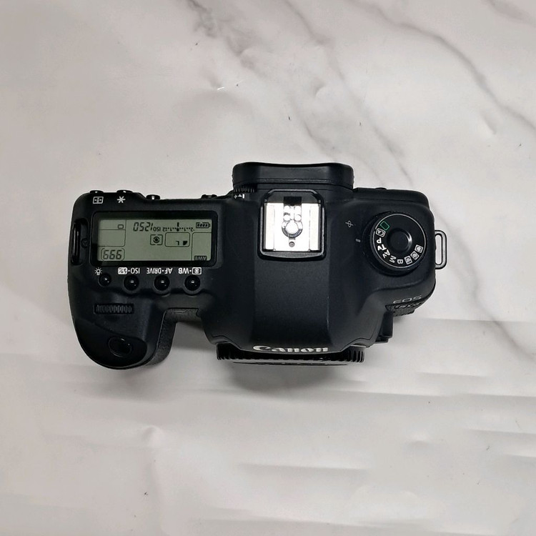 상태A급! 캐논 EOS 5D Mark 2 풀프레임 바디 풀박스 이미지