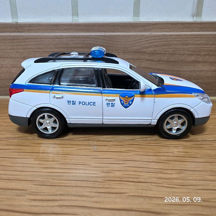 베라크루즈 경찰차 국산미니카 이미지
