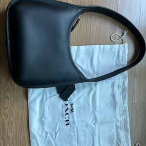 coach curve zip 코치 커브 짚 가방 블랙 새상품 이미지