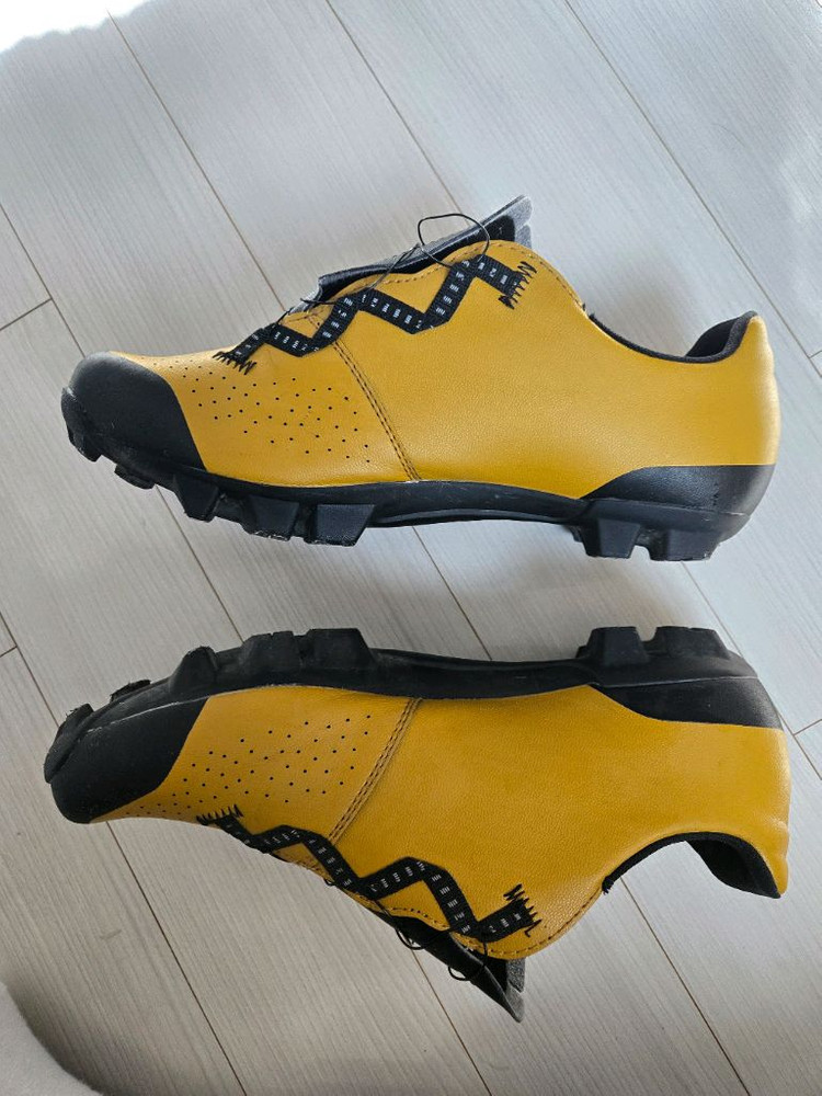 MTB 클릿슈즈 이미지
