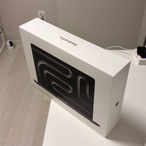 미개봉 맥북프로 14인치 M5 Max 36GB/2TB 이미지