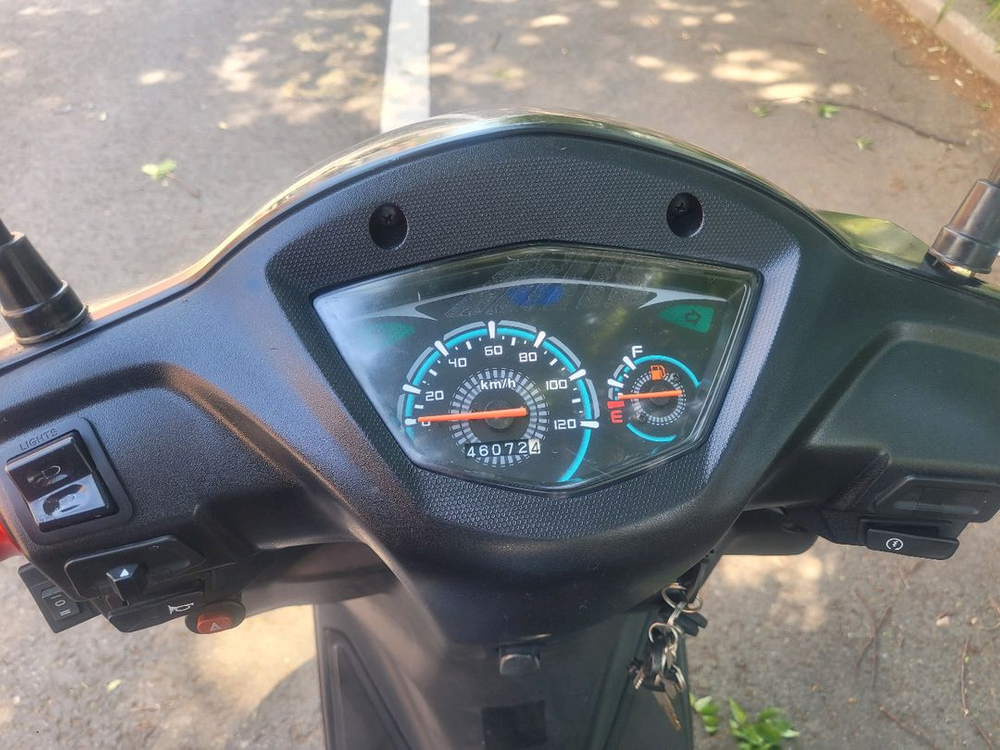 DNA모터스 100cc 스쿠터 이미지