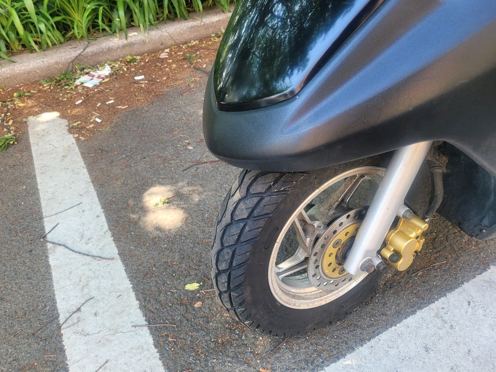DNA모터스 100cc 스쿠터 이미지
