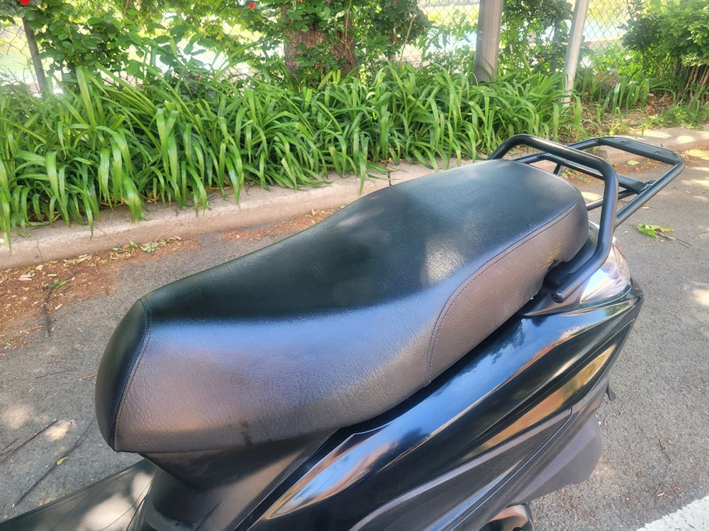 DNA모터스 100cc 스쿠터 이미지