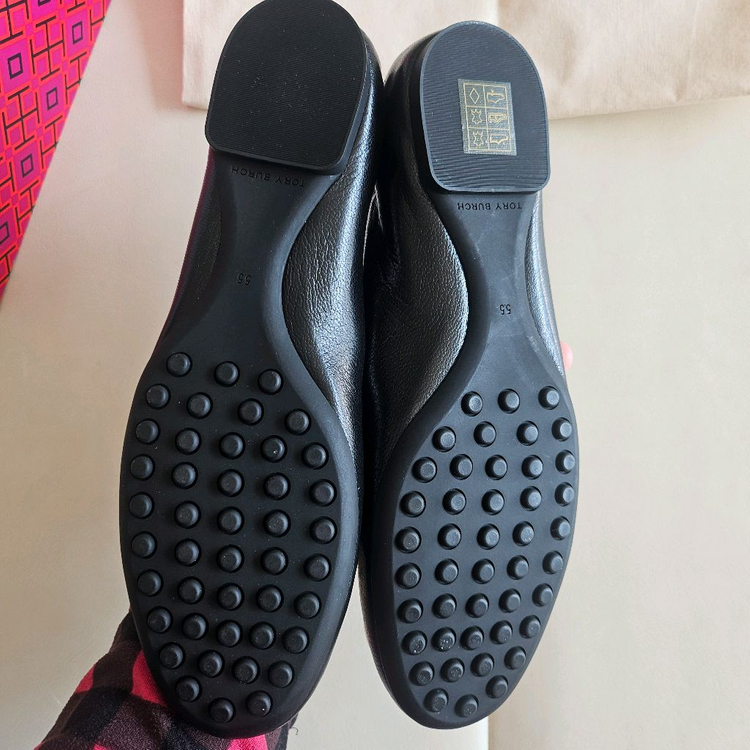 (새상품)(5.5/225사이즈) 토리버치 Toryburch 플랫슈즈 이미지