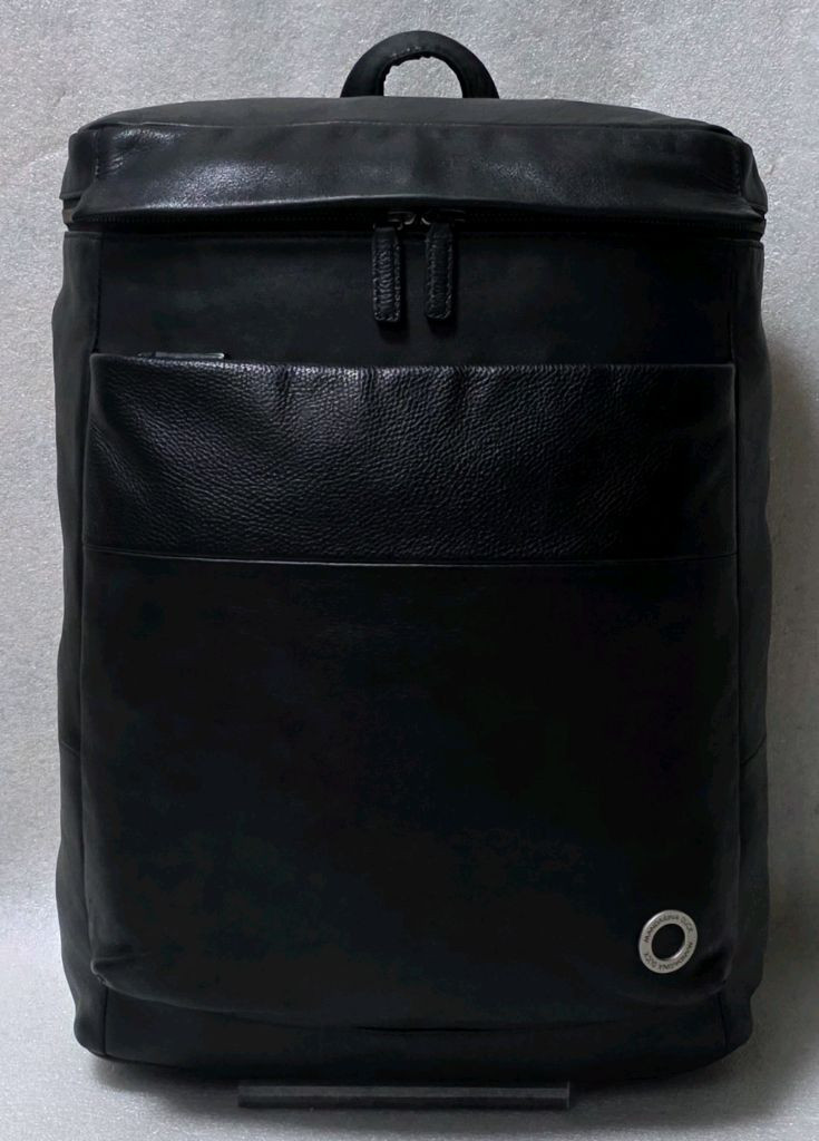 만다리나덕 MANDARINA DUCK 천연가죽 노트북백팩 여행캠핑배낭 이미지