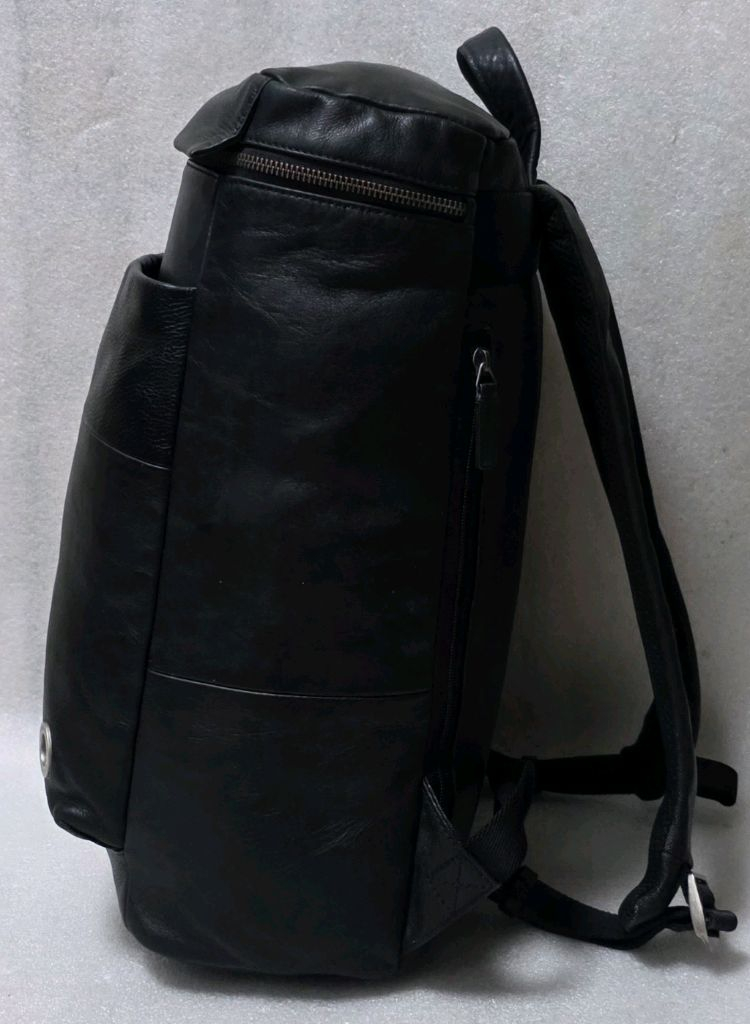 만다리나덕 MANDARINA DUCK 천연가죽 노트북백팩 여행캠핑배낭 이미지