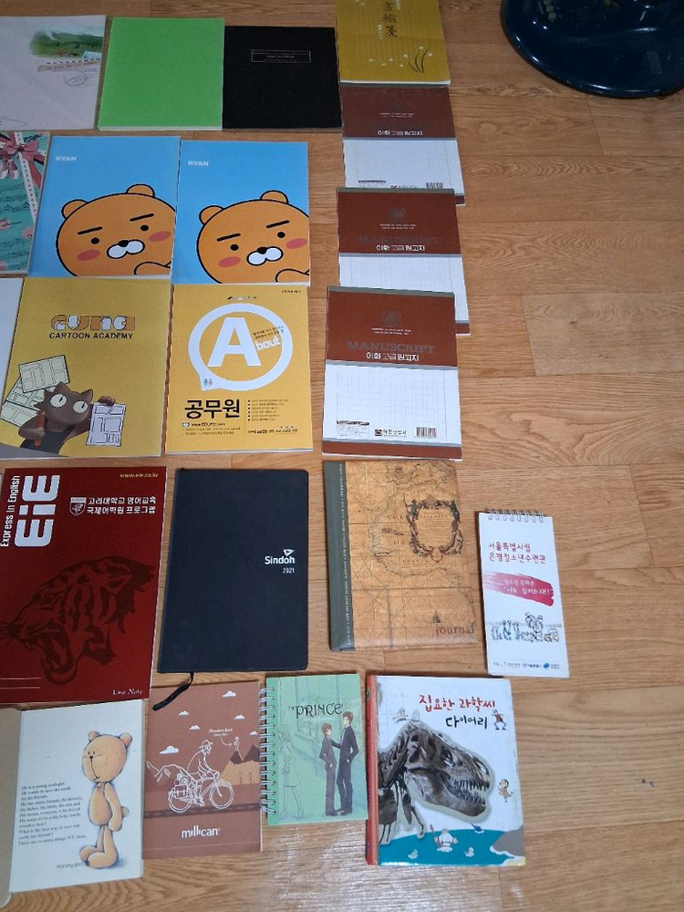 스프링노트등 여러가지 있습니다 필요하신 분들은 편하게 보세요 전체세트 20000 이미지