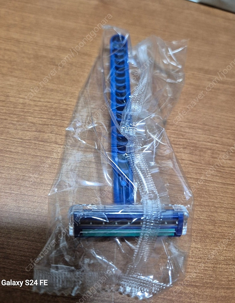 질레트 쉐이빙키트 이미지