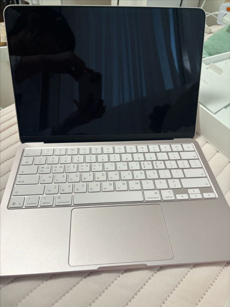 맥북 네오 256gb 블러시 팝니다 이미지