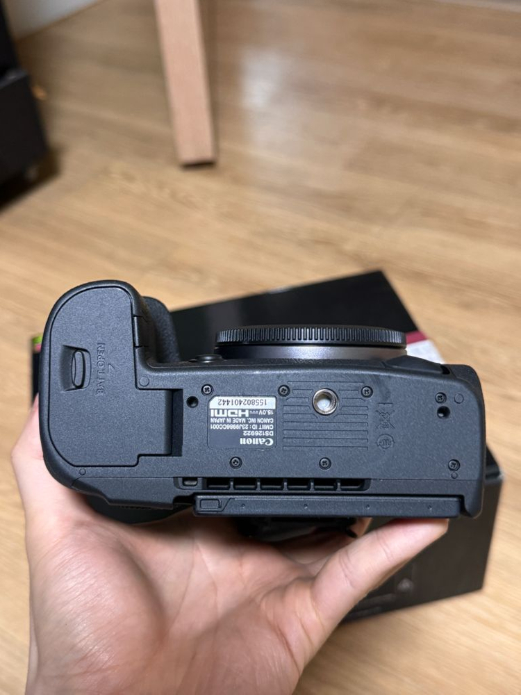 캐논 r5 mark2 이미지