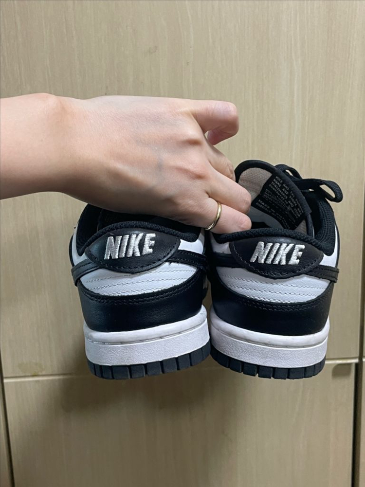 나이키 우먼스 덩크 로우 범고래 230 이미지