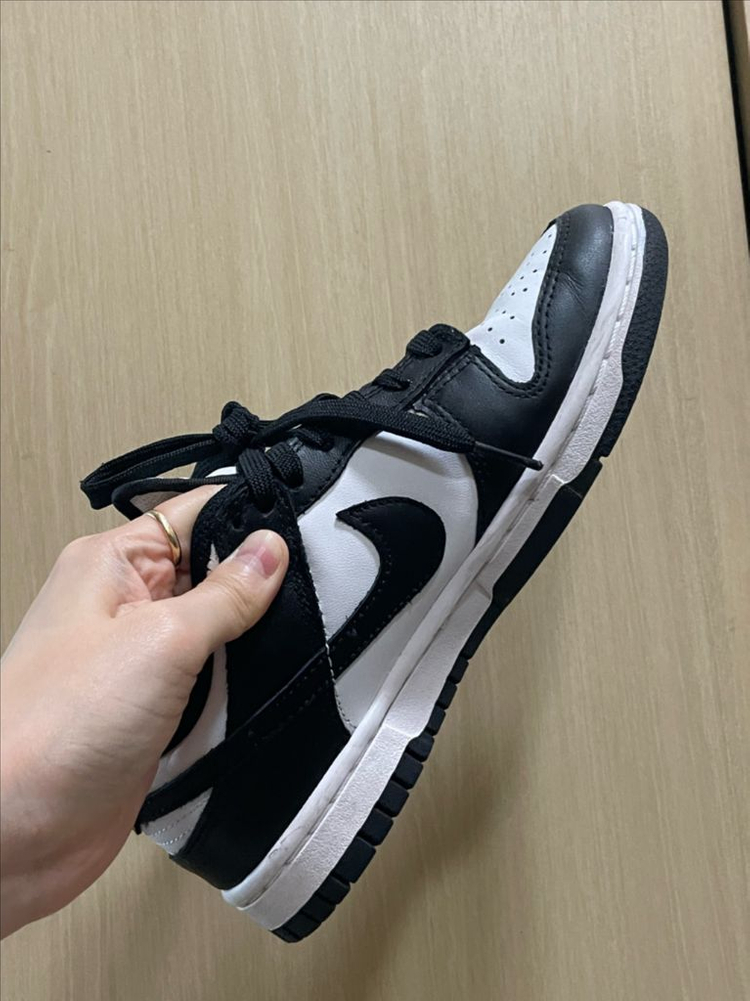 나이키 우먼스 덩크 로우 범고래 230 이미지