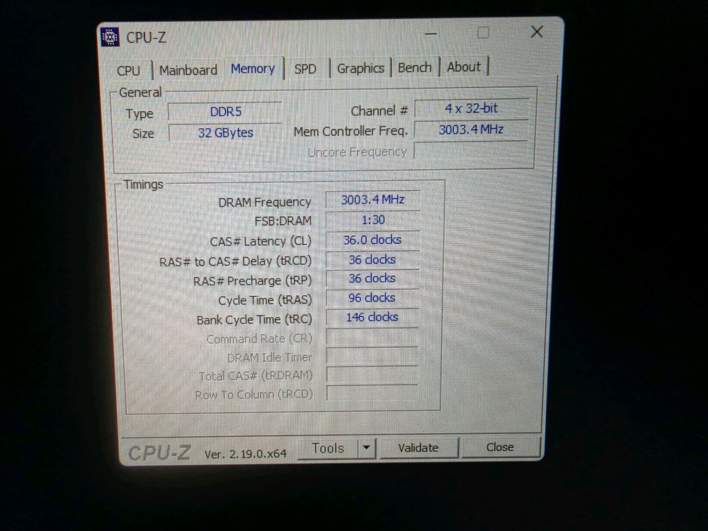 라이젠 7500F+RX 5600 XT 게이밍 컴퓨터 이미지