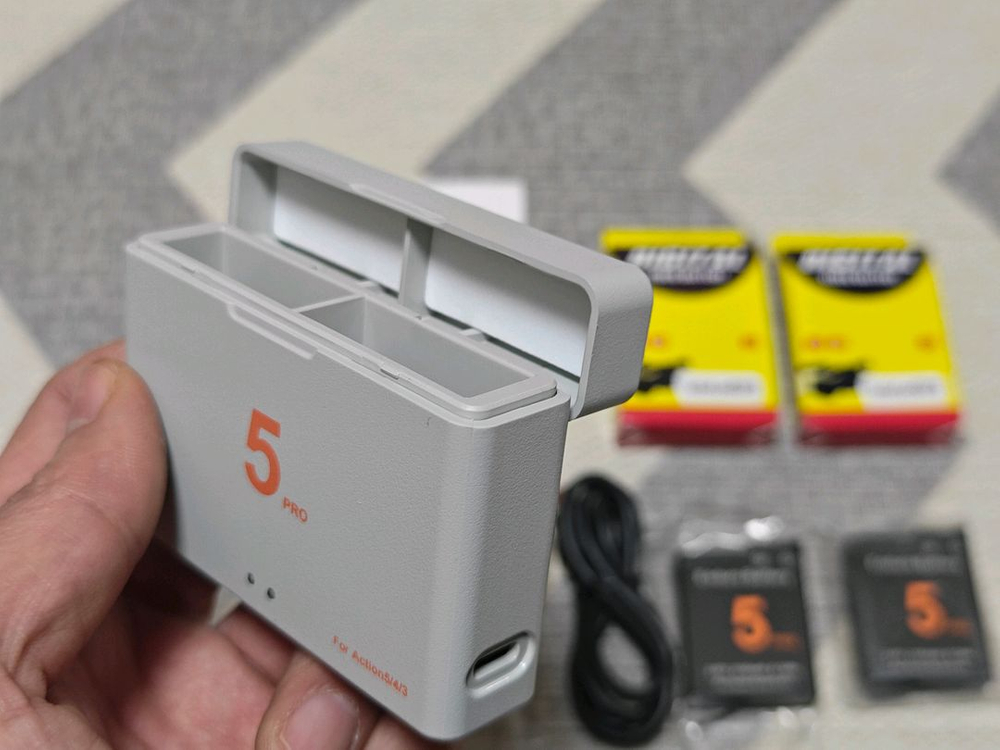 dji osmo 오즈모 액션캠 액션6 호환 배터리2개 + 충전기 360 액션3, 4, 5 공통사용 이미지