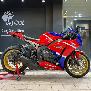 혼다 CBR1000RR 4세대 후기형 [옵션다수/정비완/12년식]대차가능s1000rr야마하r1gsxr1000r10r 이미지