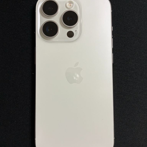 아이폰15프로 256GB 화이트 이미지
