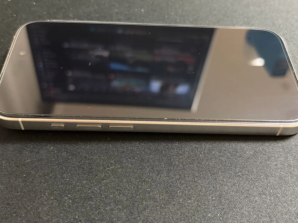아이폰15프로 256GB 화이트 이미지
