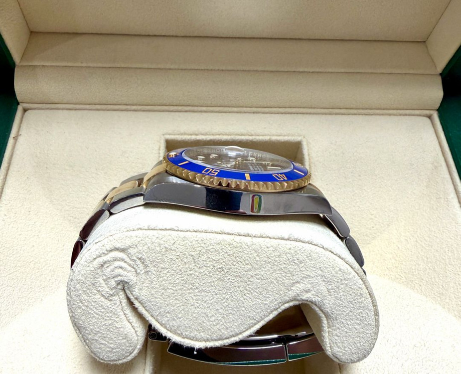 롤렉스 서브마리너 청콤 41mm 신형 판매합니다 이미지