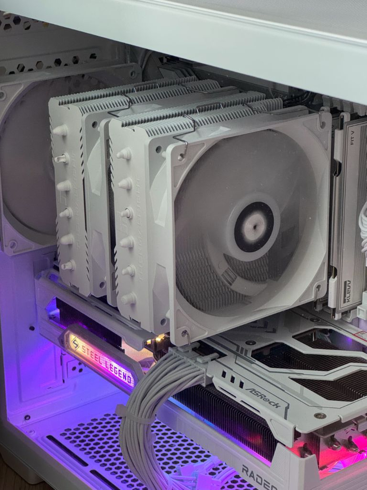 [풀박스/영수증] 9800X3D + RX 9070 XT 화이트 끝판왕 게이밍 PC 판매합니다. 이미지