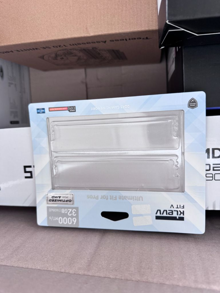 [풀박스/영수증] 9800X3D + RX 9070 XT 화이트 끝판왕 게이밍 PC 판매합니다. 이미지