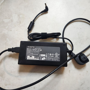 델타 180와트 노트북 어댑터 충전기 (MSI, 삼성, 한성 등) 이미지