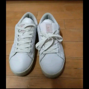 FILA 여성 스니커즈 240mm 이미지
