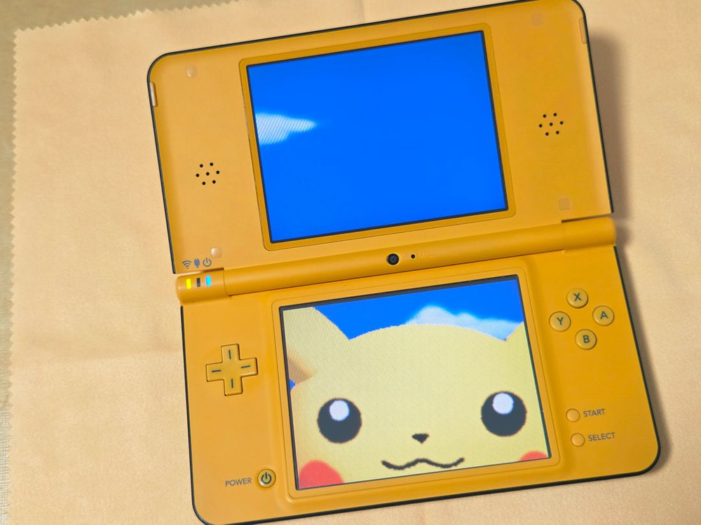 할인가능) 미품급 dsill dsi ll 옐로우 닌텐도 dslite 게임보이 이미지
