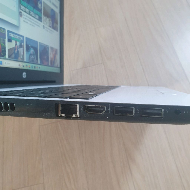 화질좋은 15.6인치 인텔5세대 코어i3 8GB램 128GB SSD 오피스 윈도우11 노트북 이미지