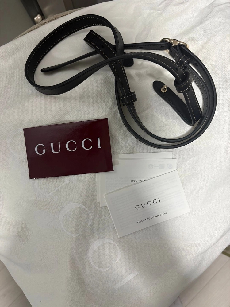 GUCCI 스몰 버킷백 이미지
