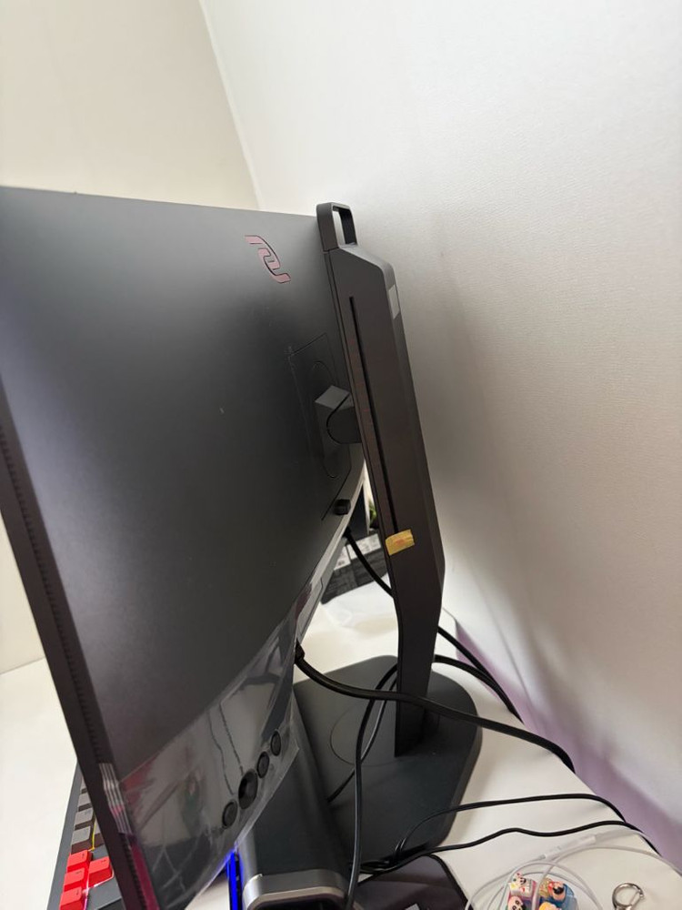 벤큐 XL2540k 이미지