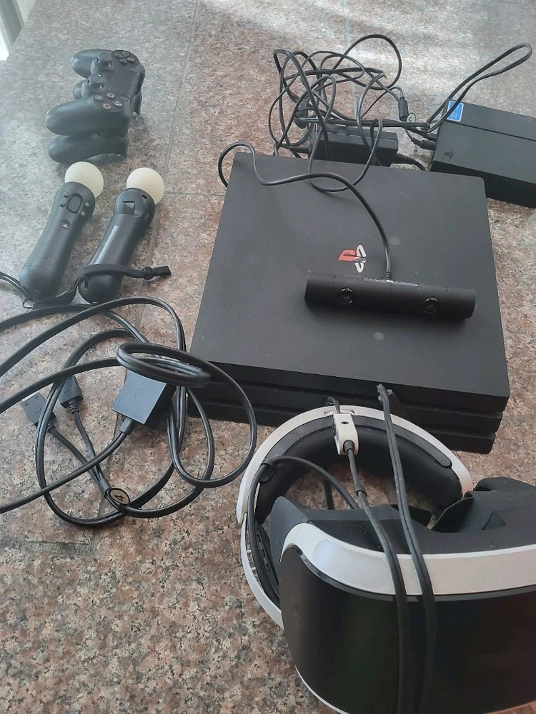 PS4 PRo 7117b VR 세트 이미지