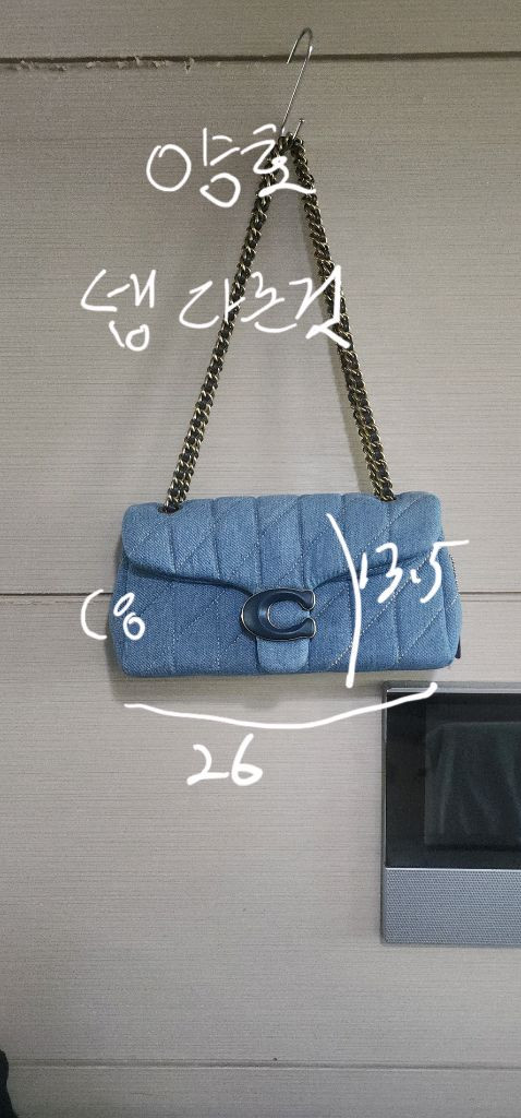 코치 태비26 데님 체인백 이미지