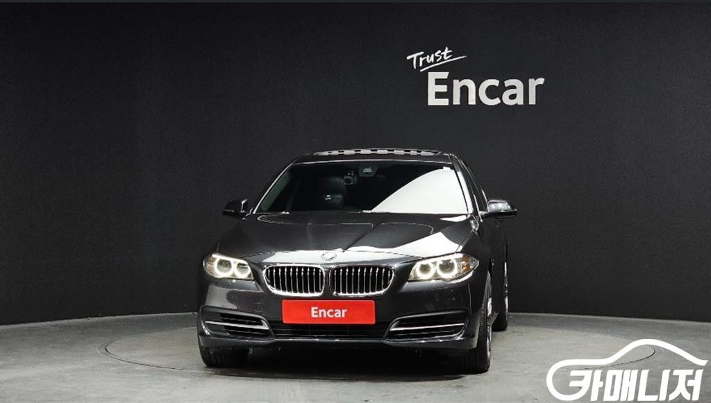 [BMW]5시리즈 (F10) 520d xDrive #고유가특가 이미지